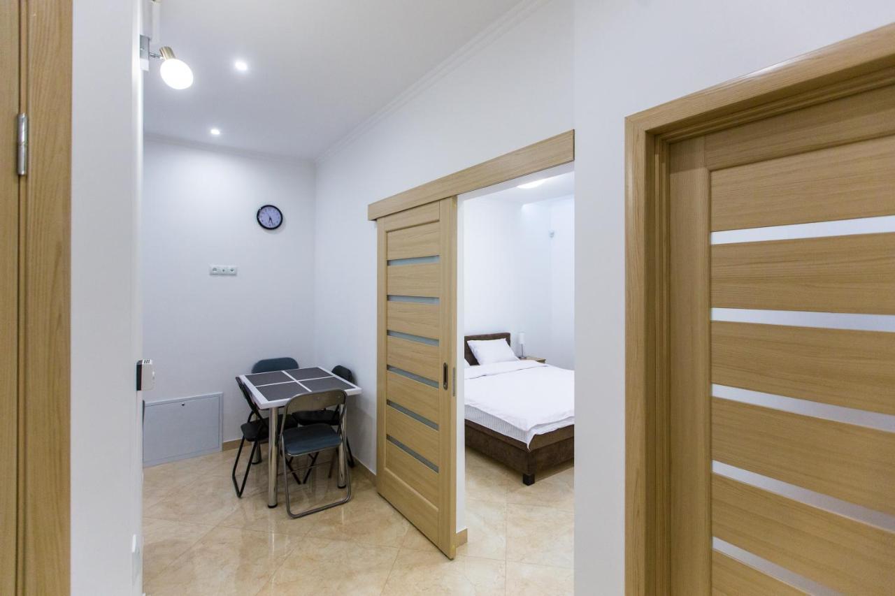 Avangard Kulisha 6B Apart Lviv Exterior photo