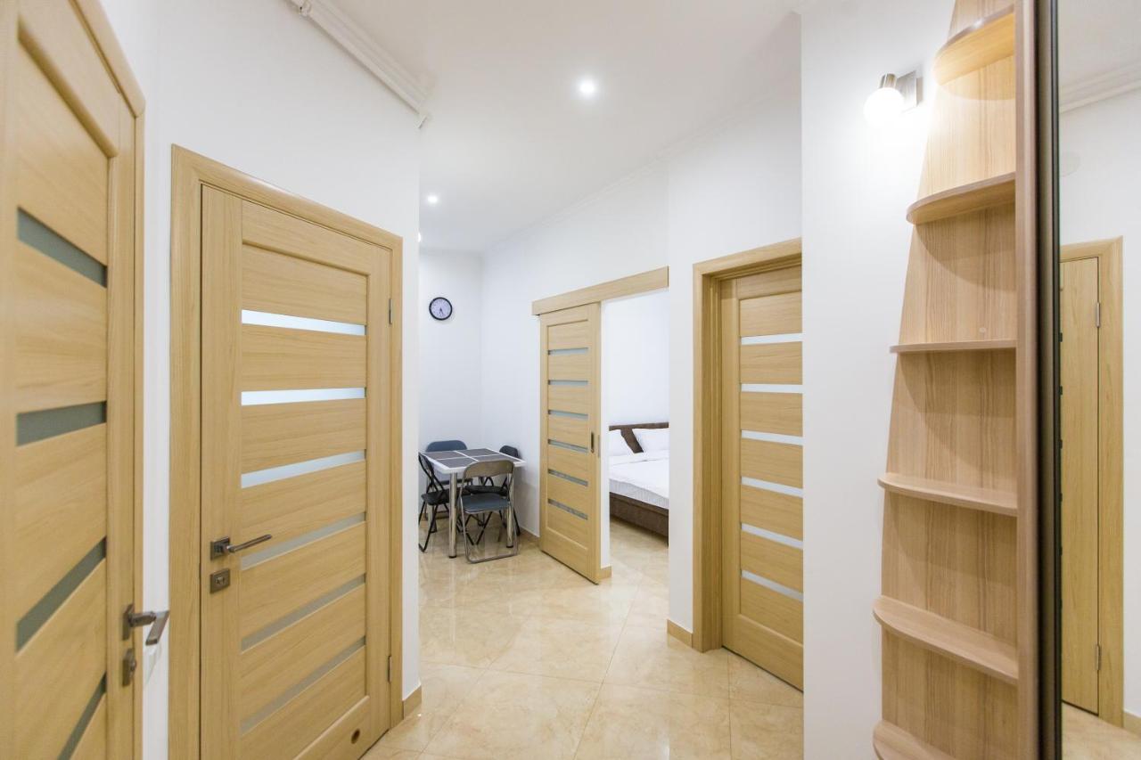 Avangard Kulisha 6B Apart Lviv Exterior photo
