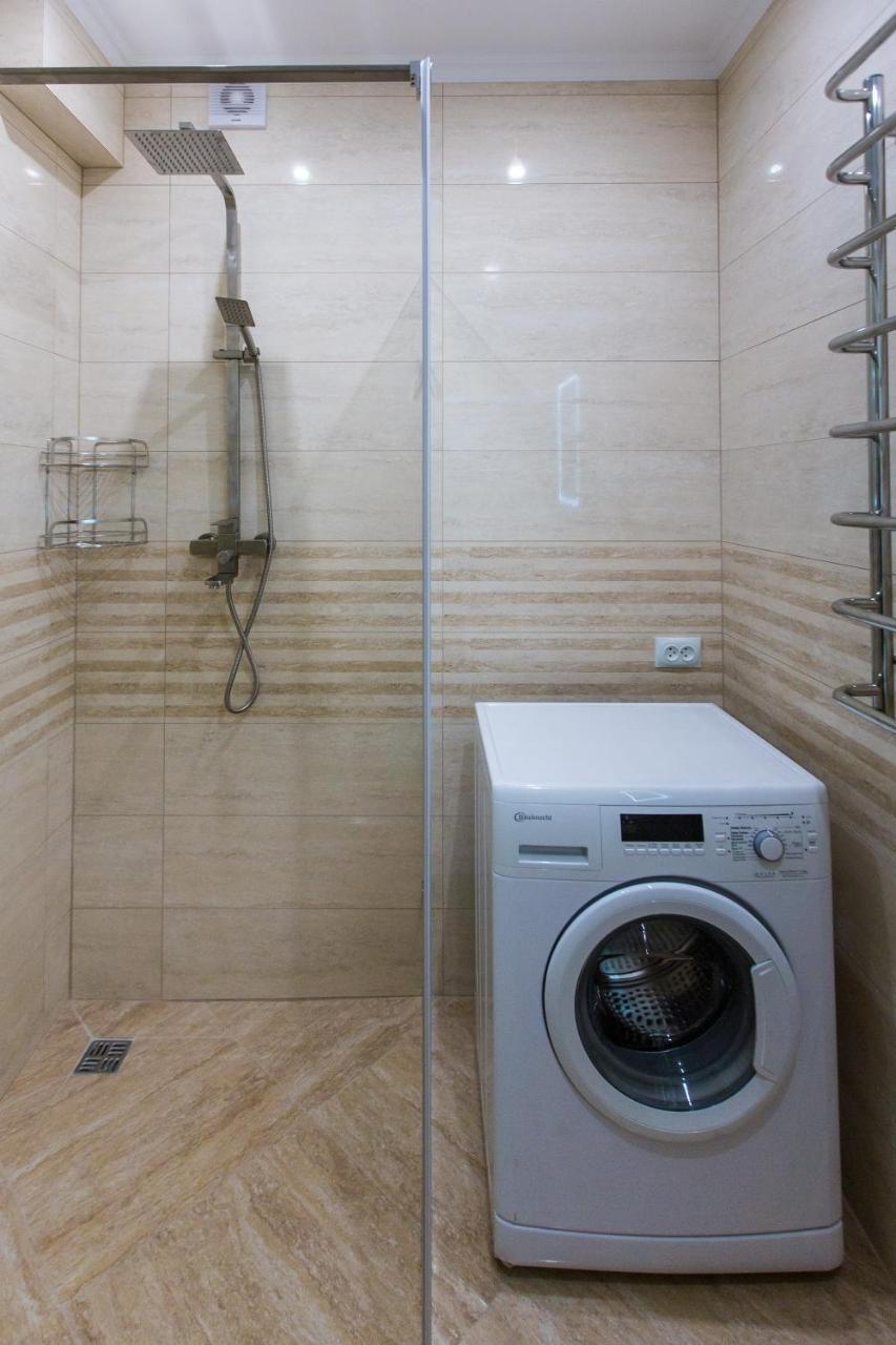 Avangard Kulisha 6B Apart Lviv Exterior photo